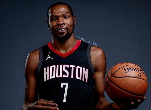 上海久事迎NBA常规赛关键赛，今晨造点机会，压力陡增，身体对抗强度拉满的简单介绍